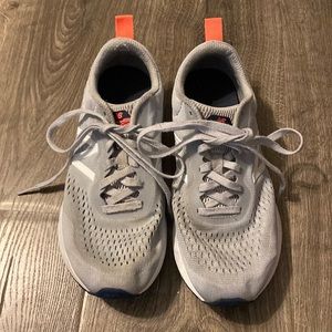 New balance shoes size 7.5